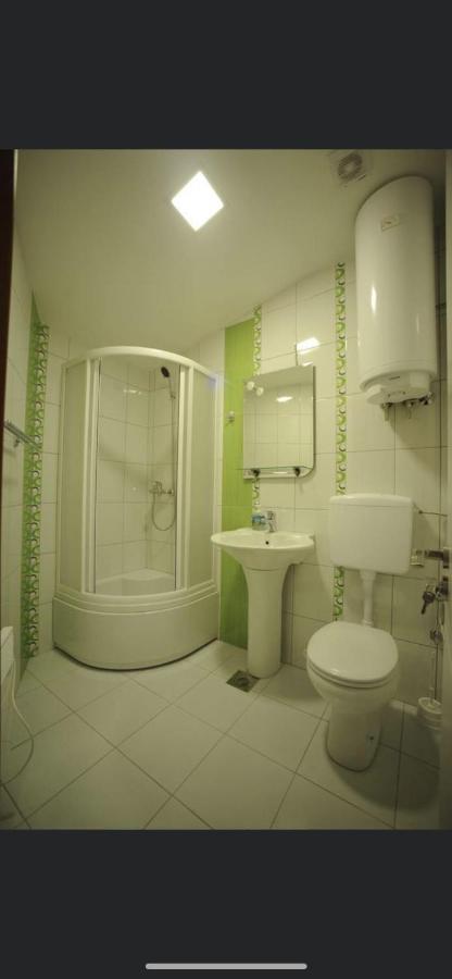 Prenociste Gazela Bed & Breakfast ปิโรต์ ภายนอก รูปภาพ